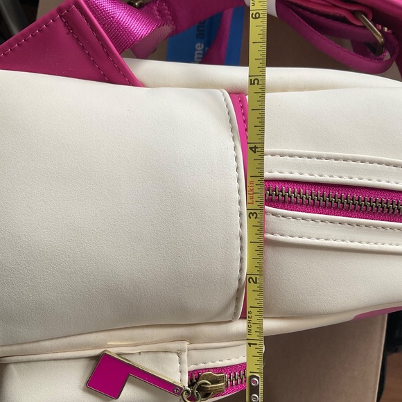 Disneys UP Carl and Ellie loungefly - Picture 5 of 9